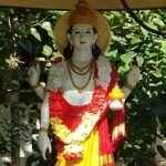 Lord Dhanvantari Statue - Dhanvantari Shloka