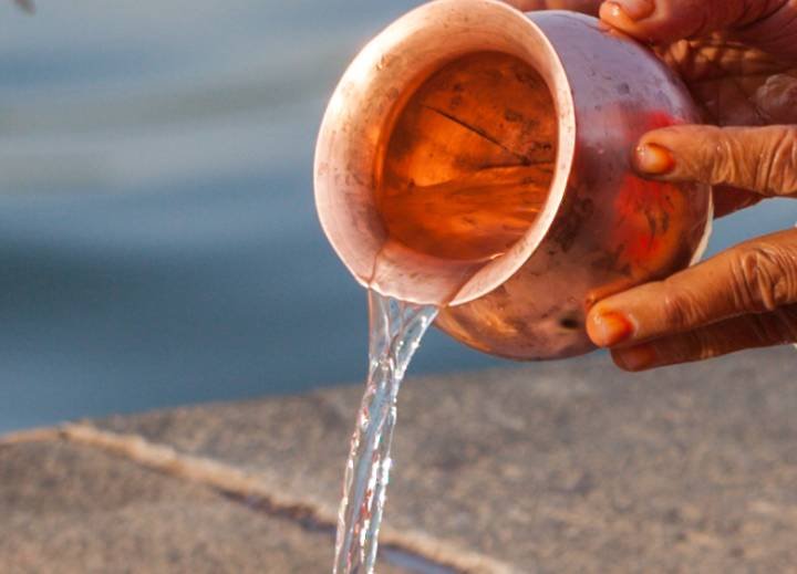 Gange Cha Yamune Chaiva Shloka - Ritualistic procedure of water sanctification